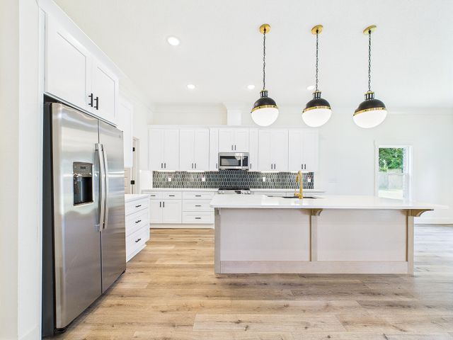 19 B Bayview Drive, Shalimar, FL 32579
