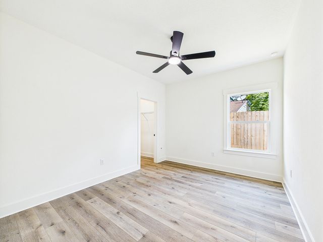 19 B Bayview Drive, Shalimar, FL 32579