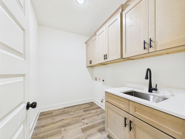 19 B Bayview Drive, Shalimar, FL 32579