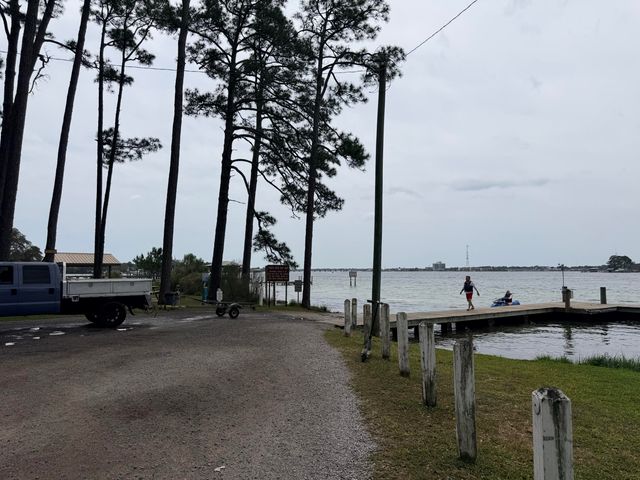 19 B Bayview Drive, Shalimar, FL 32579
