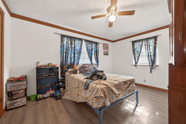 19838 Nordt Road, Damon, TX 77430