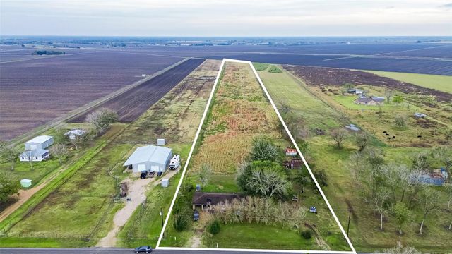 19838 Nordt Road, Damon, TX 77430