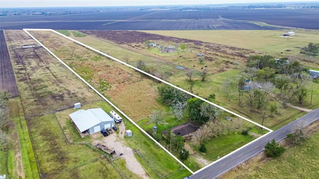 19838 Nordt Road, Damon, TX 77430