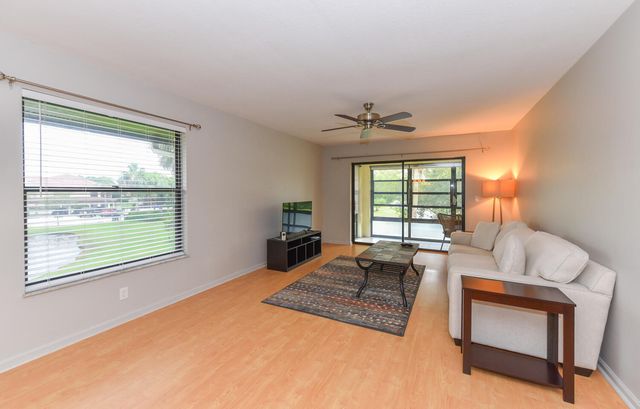 390 SW South River Drive 202, Stuart, FL 34997