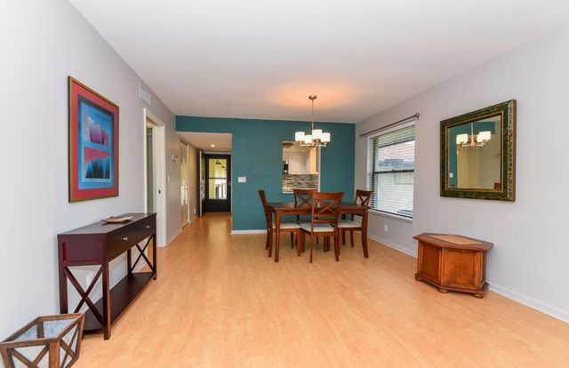 390 SW South River Drive 202, Stuart, FL 34997