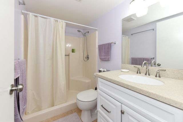 390 SW South River Drive 202, Stuart, FL 34997