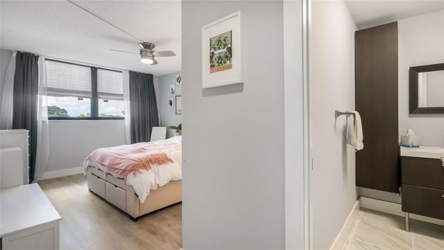 16325 Golf Club Road 303, Weston, FL 33326