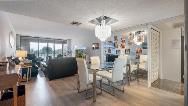 16325 Golf Club Road 303, Weston, FL 33326