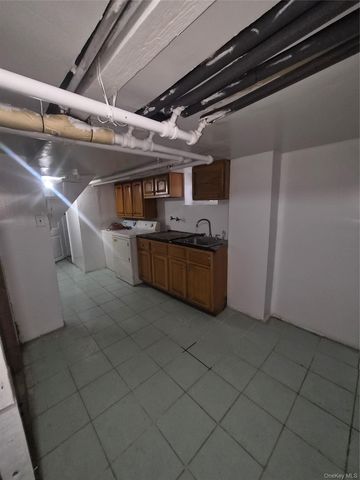 111-40 114th Street, South Ozone Park, NY 11420