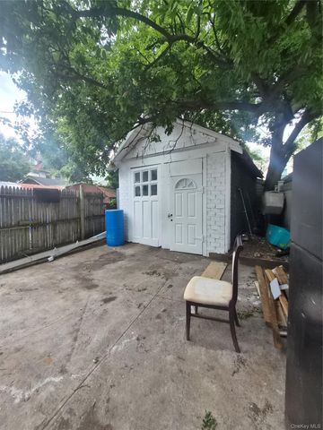 111-40 114th Street, South Ozone Park, NY 11420