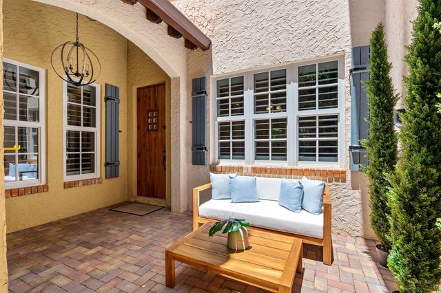 1027 Coralina Lane, Delray Beach, FL 33483