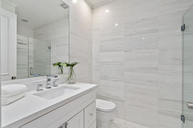 1027 Coralina Lane, Delray Beach, FL 33483