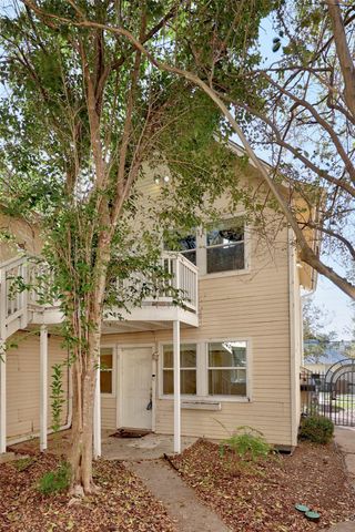 1110 W 22nd ST 2, Austin, TX 78705
