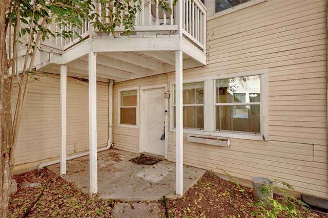 1110 W 22nd ST 2, Austin, TX 78705