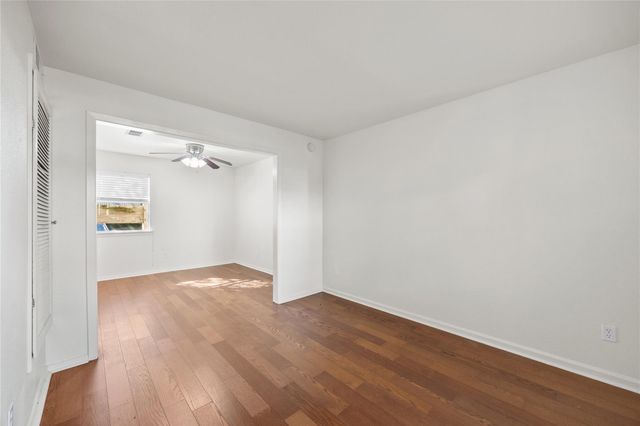 1110 W 22nd ST 2, Austin, TX 78705