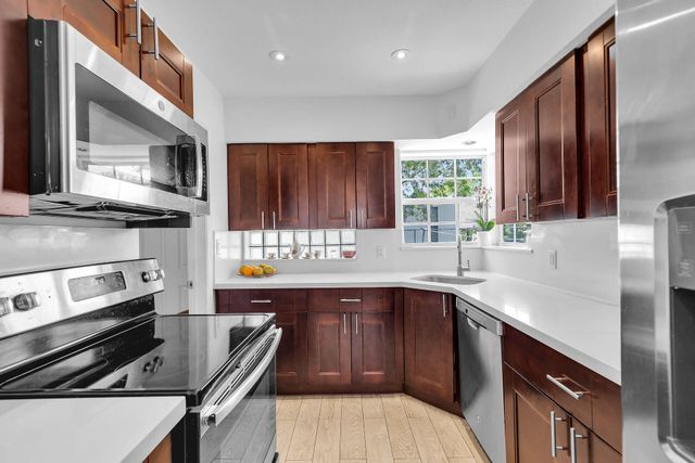 690 79Th Street Ocean, Marathon, FL 33050