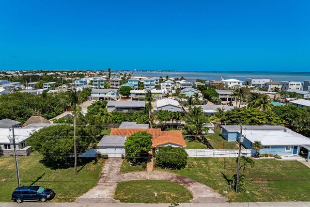 690 79Th Street Ocean, Marathon, FL 33050