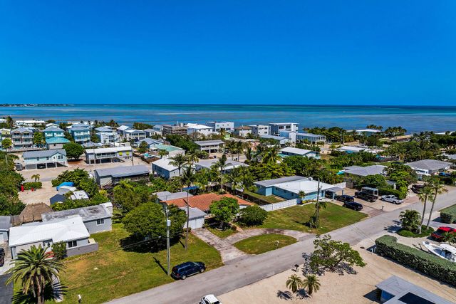 690 79Th Street Ocean, Marathon, FL 33050