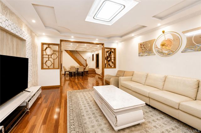 2027 E 35th Street, Brooklyn, NY 11234