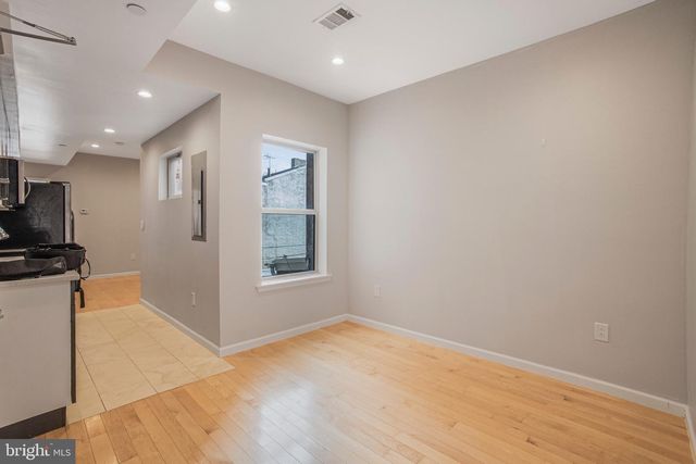 657 N 12TH ST, Philadelphia, PA 19123