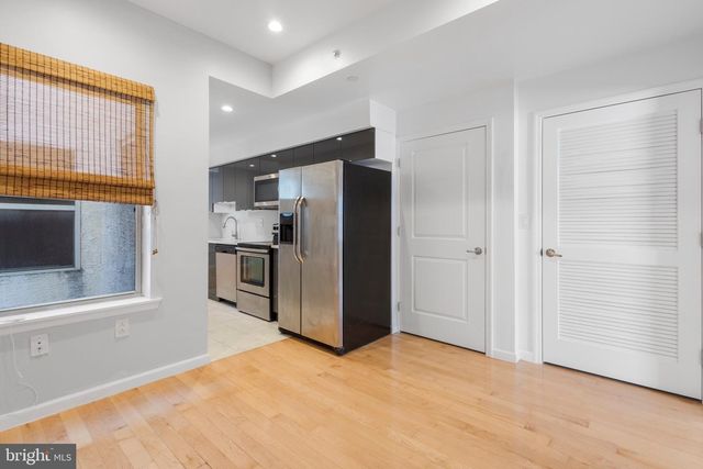 657 N 12TH ST, Philadelphia, PA 19123