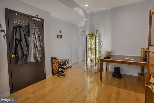 657 N 12TH ST, Philadelphia, PA 19123