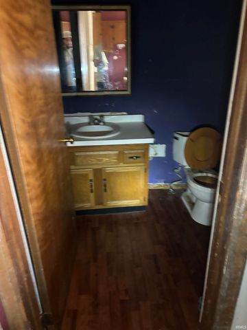 703 W Garfield Avenue, Elkhart, IN 46516