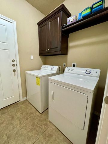 3519 Haverford Road, College Station, TX 77845