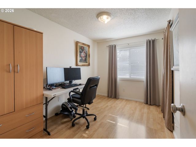 821 Ne 108TH Ave, Vancouver, WA 98664