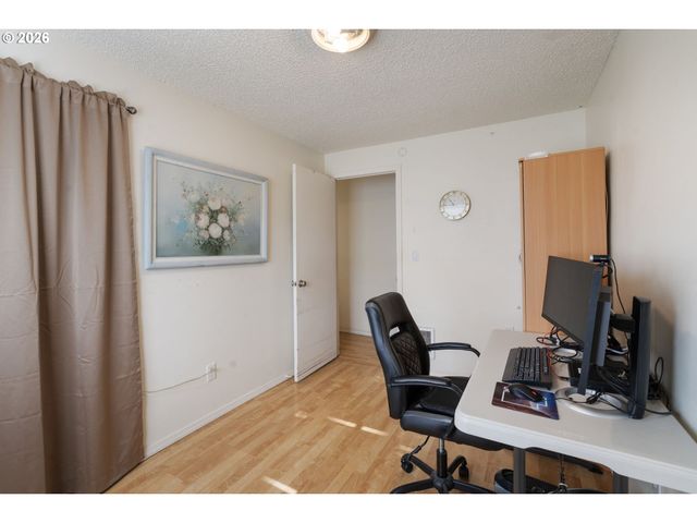 821 Ne 108TH Ave, Vancouver, WA 98664