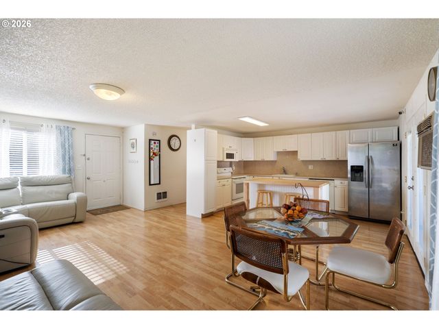 821 Ne 108TH Ave, Vancouver, WA 98664
