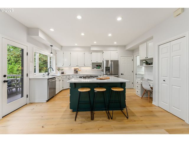 13250 Nw Germantown Rd, Portland, OR 97231
