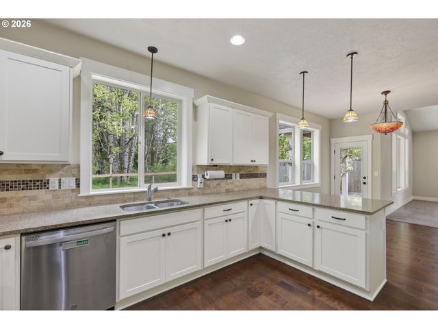 37437 Se OLSON St, Sandy, OR 97055