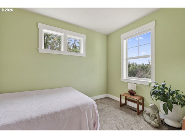 37437 Se OLSON St, Sandy, OR 97055