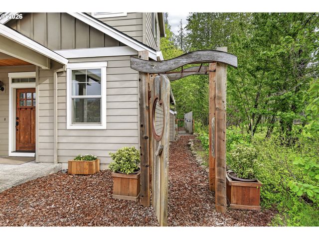 37437 Se OLSON St, Sandy, OR 97055