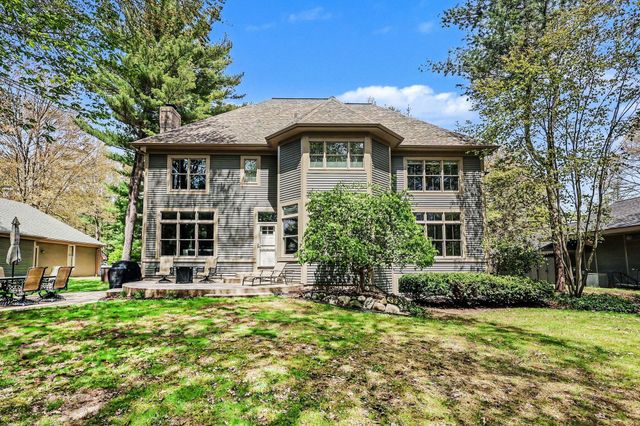 16012 Baird Drive, Spring Lake Twp, MI 49456