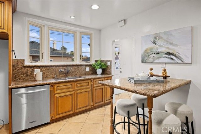 120 W Longden Avenue, Arcadia, CA 91007