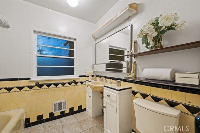 120 W Longden Avenue, Arcadia, CA 91007