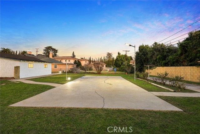 120 W Longden Avenue, Arcadia, CA 91007
