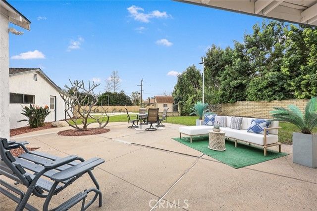 120 W Longden Avenue, Arcadia, CA 91007