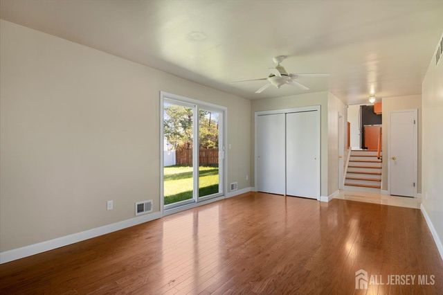 4 Visco Drive, Edison, NJ 08820