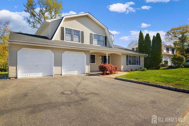 4 Visco Drive, Edison, NJ 08820