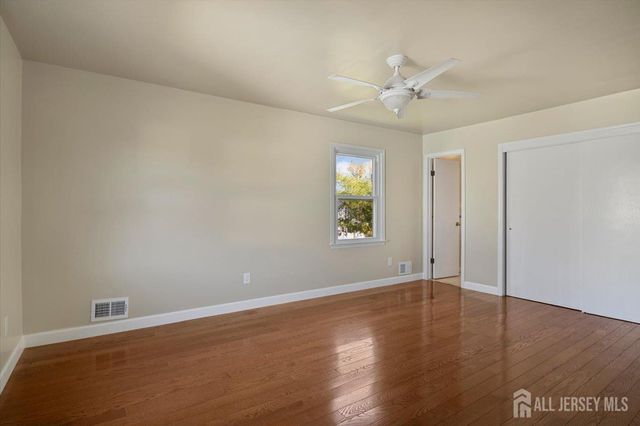 4 Visco Drive, Edison, NJ 08820