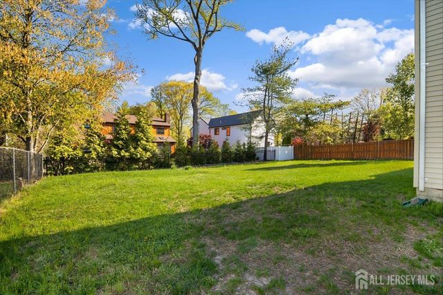 4 Visco Drive, Edison, NJ 08820