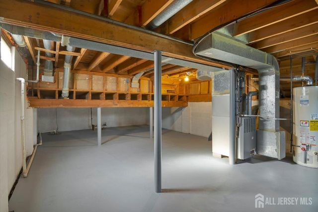 4 Visco Drive, Edison, NJ 08820