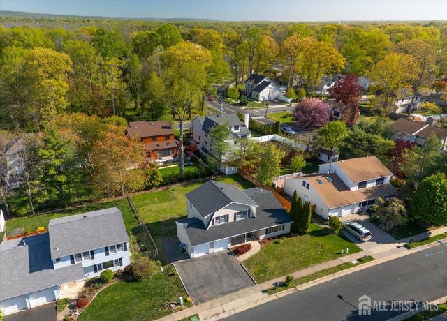 4 Visco Drive, Edison, NJ 08820