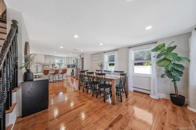 135 Texas Street, Lindenhurst, NY 11757