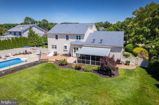 2 MANSOOR CT, Sewell, NJ 08080