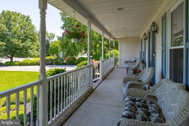 2 MANSOOR CT, Sewell, NJ 08080
