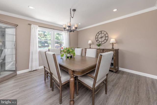 2 MANSOOR CT, Sewell, NJ 08080